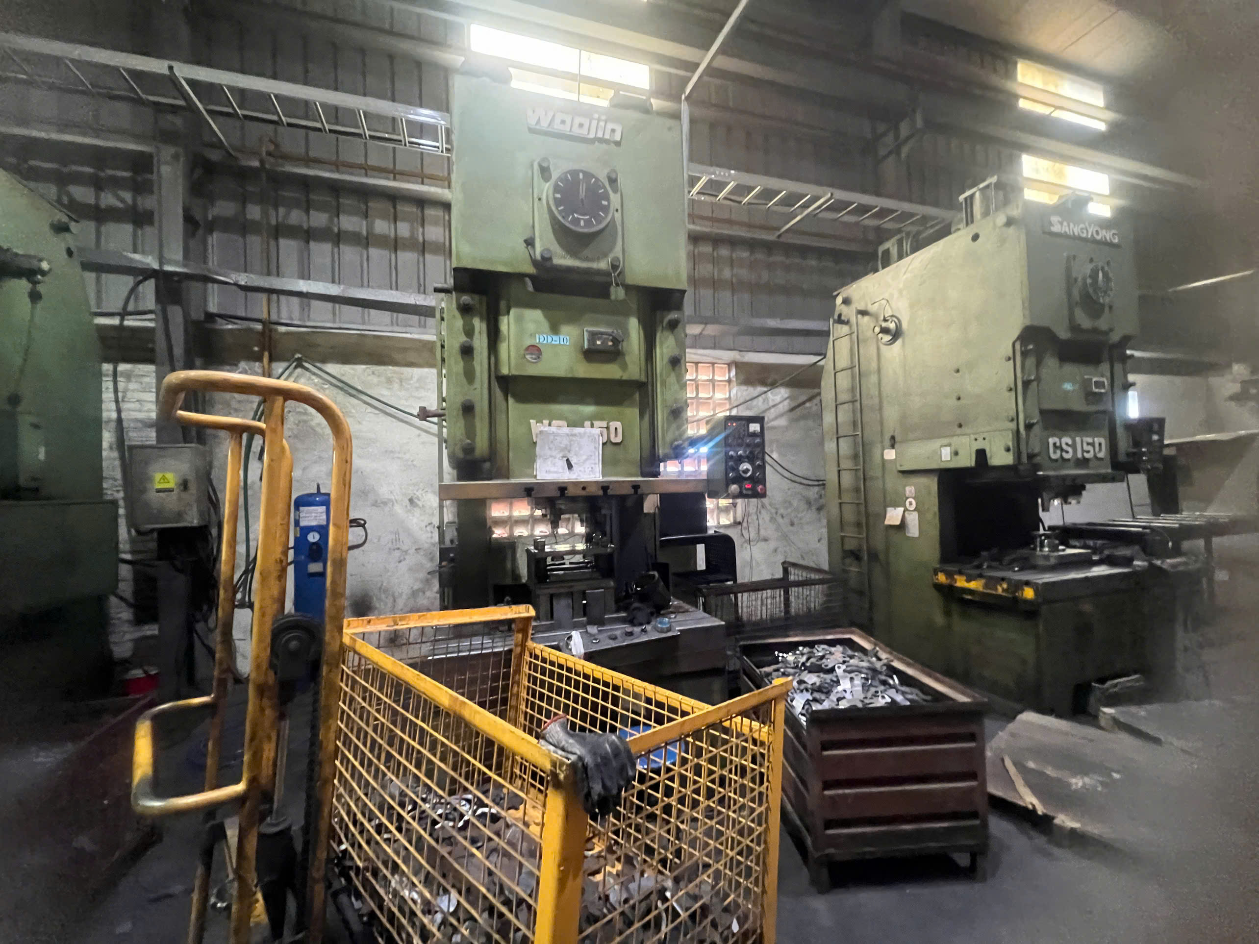150-ton Stamping Press Machine 2
